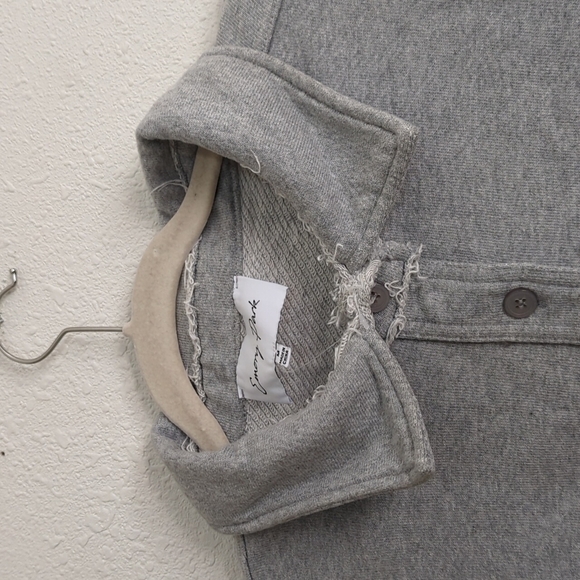 Emery Park Gray Button Down Sweatshirt Jacket Shacket Slightly Cropped Medium - Picture 3 of 14
